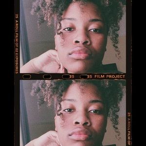 Meet your Posher, Nia